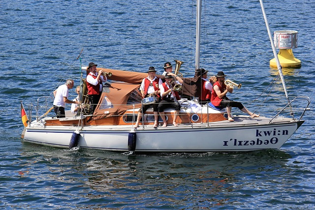 万元保底支 万元保底支